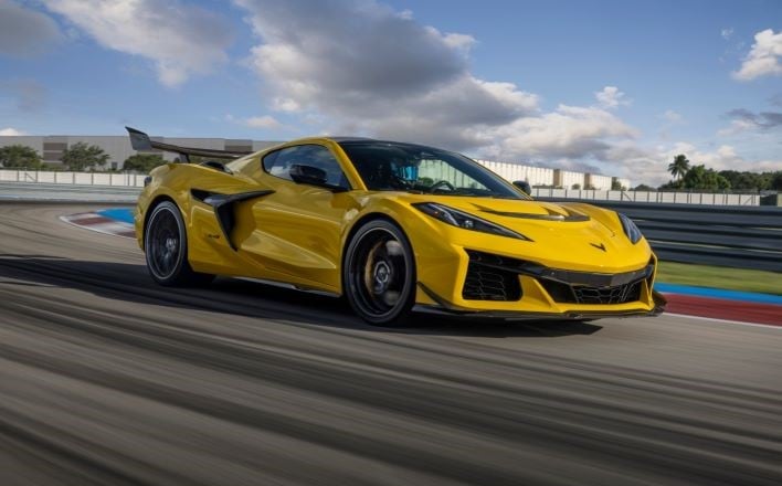 La Chevrolet Corvette Zr Exploite Chevaux Pour Parcourir Un